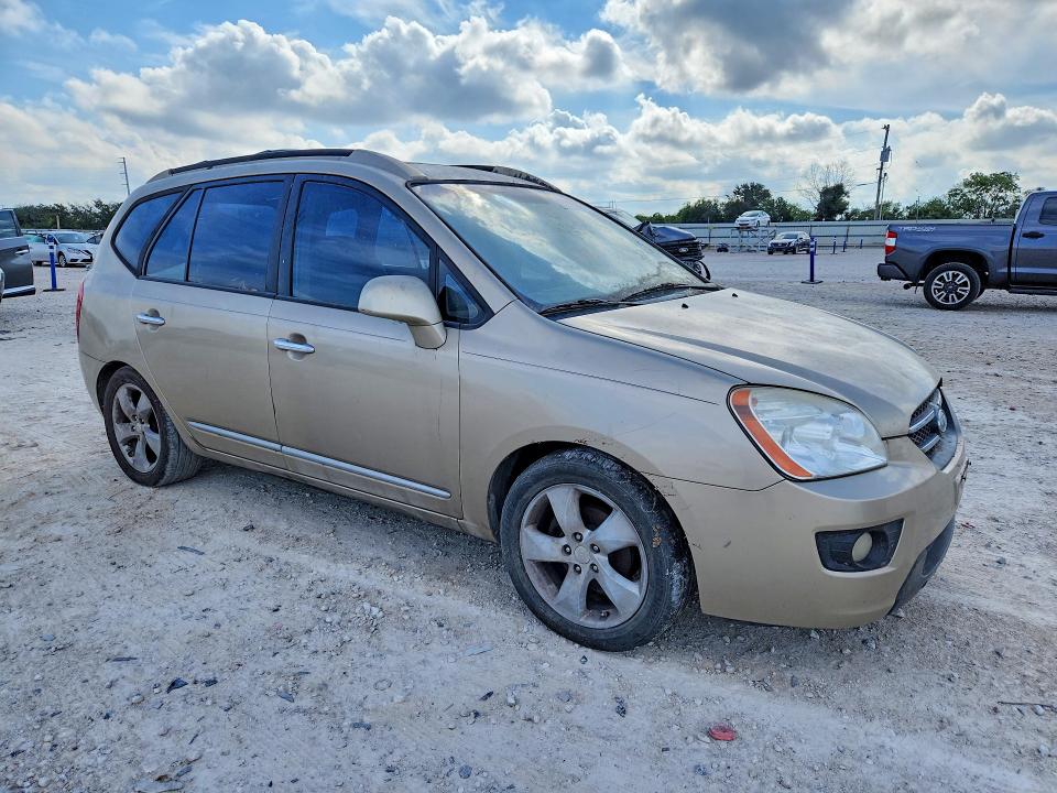69173636 :رقم المزاد ، KNAFG526777089276 vin ، 2007 Kia Rondo مزاد بيع