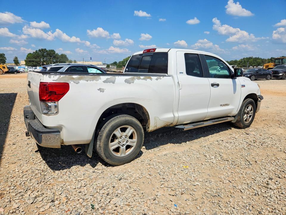 67476366 :رقم المزاد ، 5TFRY5F15BX115586 vin ، 2011 Toyota Tundra مزاد بيع
