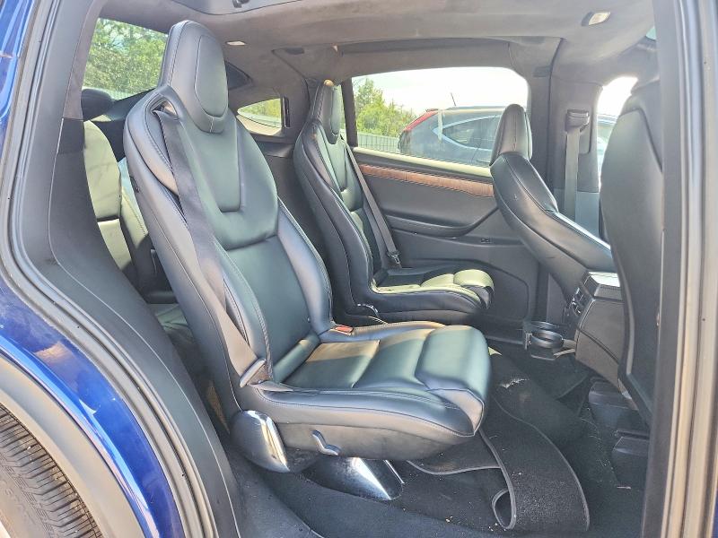 68395746 :رقم المزاد ، 5YJXCBE22LF239017 vin ، 2020 Tesla Model X مزاد بيع