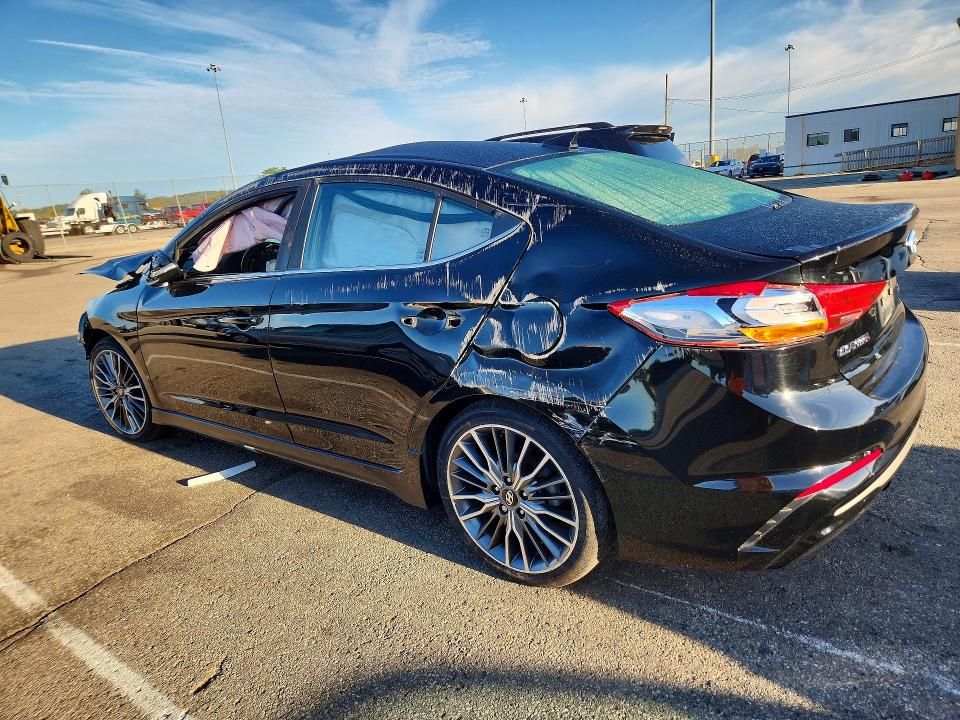 Продаж на аукціоні авто 2018 Hyundai Elantra, vin: KMHD04LB8JU481028, номер лоту: 70351026