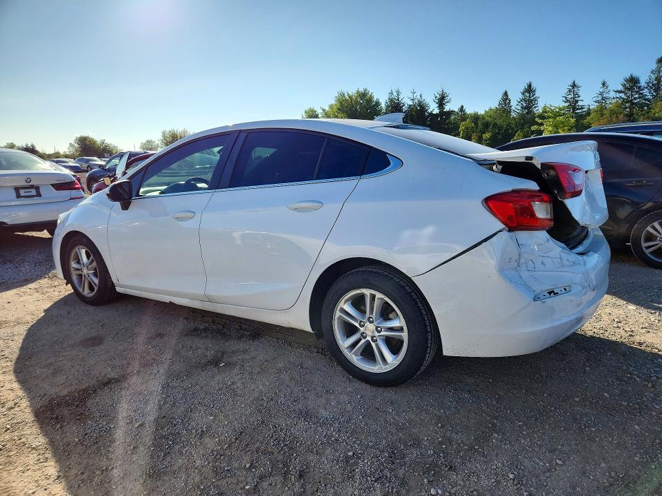 67875646 :رقم المزاد ، 1G1BE5SM3J7228941 vin ، 2018 Chevrolet Cruze مزاد بيع