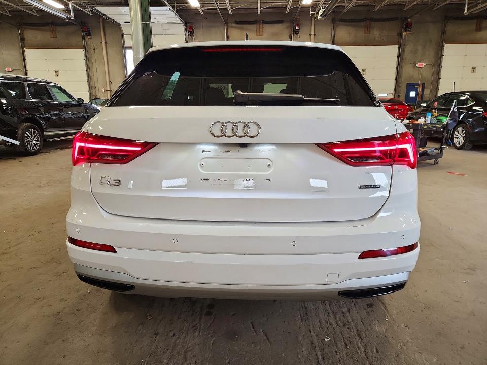 69340096 :رقم المزاد ، WA1AUCF35P1139759 vin ، 2023 Audi Q3 مزاد بيع