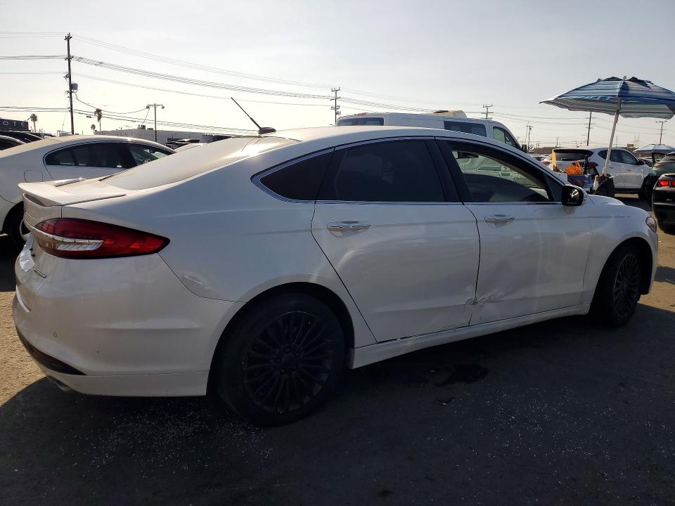 Продаж на аукціоні авто 2018 Ford Fusion, vin: 3FA6P0SU8JR260899, номер лоту: 69796206