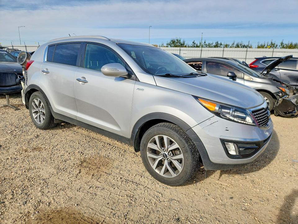 Продажа на аукционе авто 2015 Kia Sportage, vin: KNDPCCAC5F7704114, номер лота: 69743136