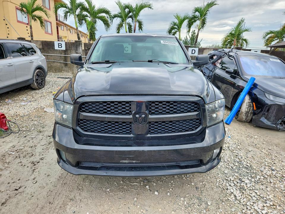 69420596 :رقم المزاد ، 1C6RR6FT9FS722086 vin ، 2015 Ram 1500 مزاد بيع