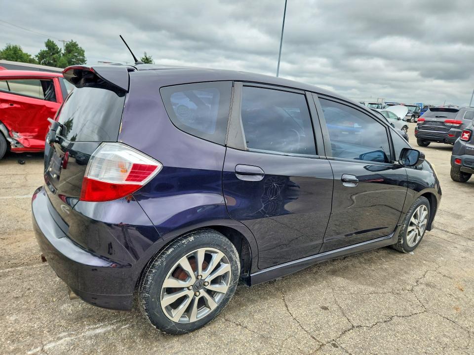 Продажа на аукционе авто 2013 Honda Fit, vin: JHMGE8H51DC023658, номер лота: 68984396