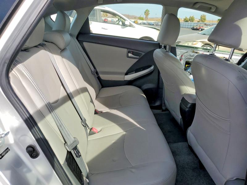 70122466 :رقم المزاد ، JTDKN3DP0C3026961 vin ، 2012 Toyota Prius Plug-in Hybrid مزاد بيع