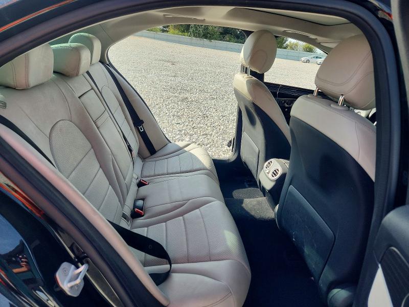 70830036 :رقم المزاد ، WDDWF4JB7GR179410 vin ، 2016 Mercedes-benz C مزاد بيع