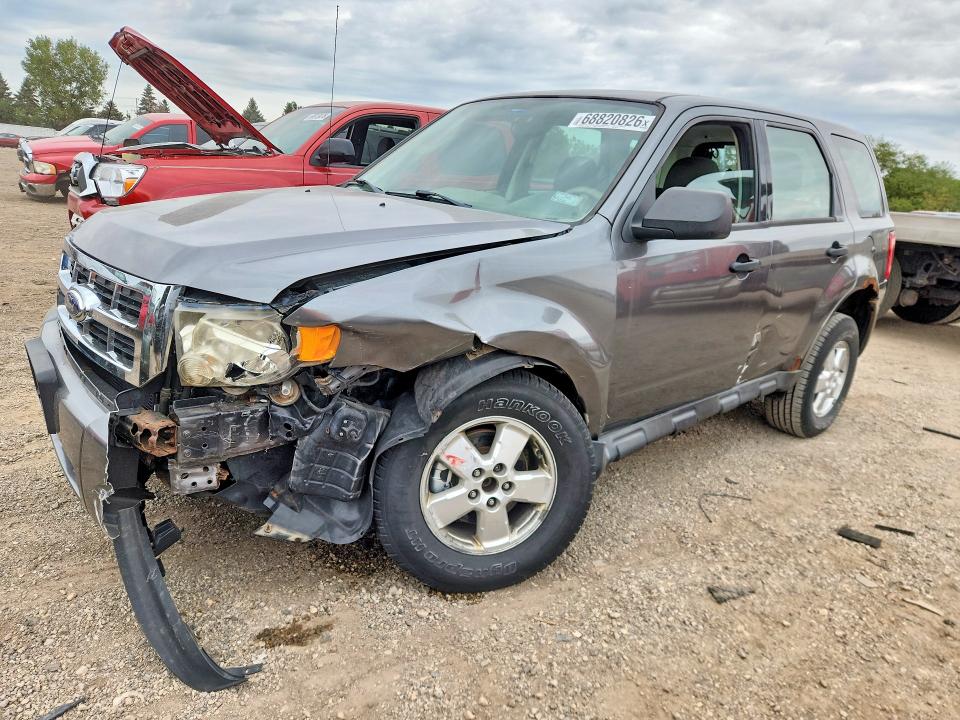 2012 Ford Escape მანქანა იყიდება აუქციონზე, vin: 1FMCU0C70CKA82147, აუქციონის ნომერი: 68820826