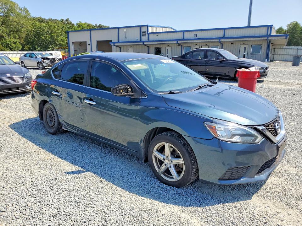 2017 Nissan Sentra მანქანა იყიდება აუქციონზე, vin: 3N1AB7AP1HY240701, აუქციონის ნომერი: 67424316