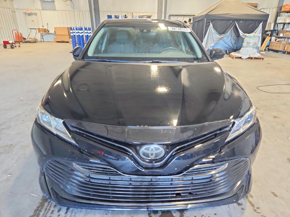 Aukcja sprzedaży 2018 Toyota Camry, vin: 4T1B11HK7JU588454, numer aukcji: 67387406