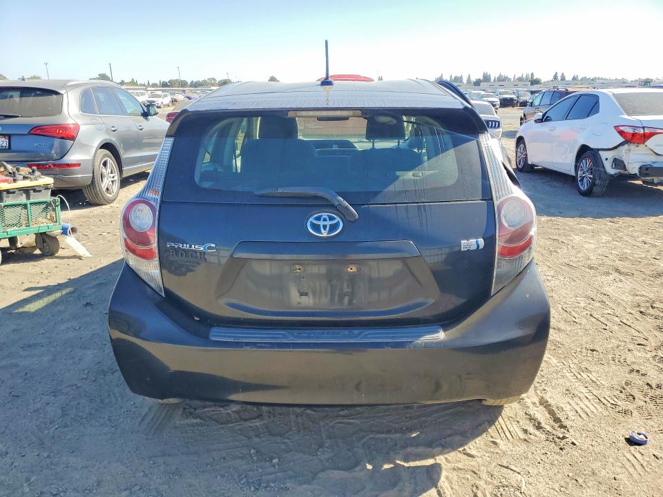 2012 Toyota Prius C მანქანა იყიდება აუქციონზე, vin: JTDKDTB32C1023395, აუქციონის ნომერი: 69923156