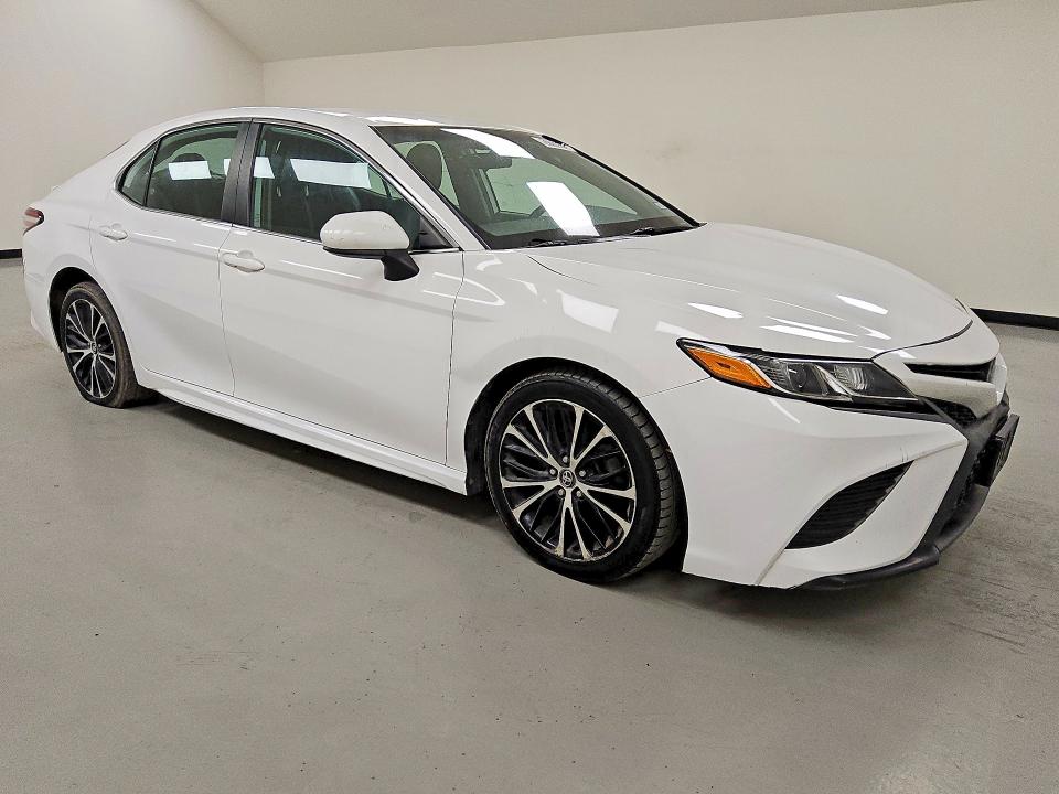 Продажа на аукционе авто 2020 Toyota Camry, vin: 4T1G11AK3LU317653, номер лота: 62853546