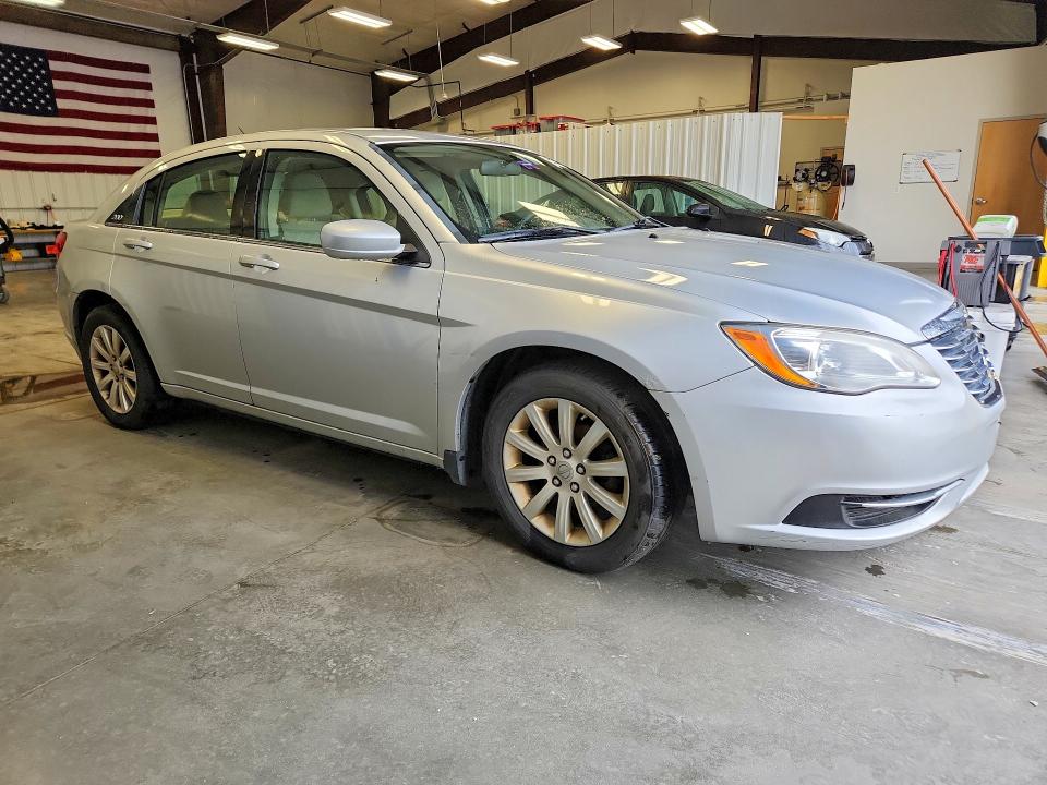 67771616 :رقم المزاد ، 1C3CCBBB8CN209948 vin ، 2012 Chrysler 200 مزاد بيع
