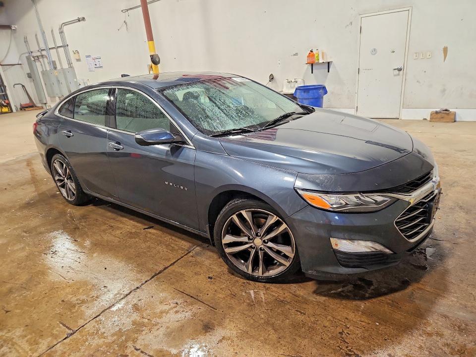 69877956 :رقم المزاد ، 1G1ZE5SX0LF076893 vin ، 2020 Chevrolet Malibu مزاد بيع