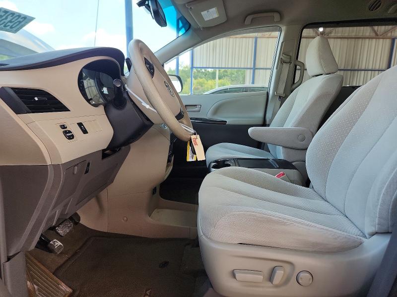 69358606 :رقم المزاد ، 5TDKK3DC5ES525486 vin ، 2014 Toyota Sienna مزاد بيع