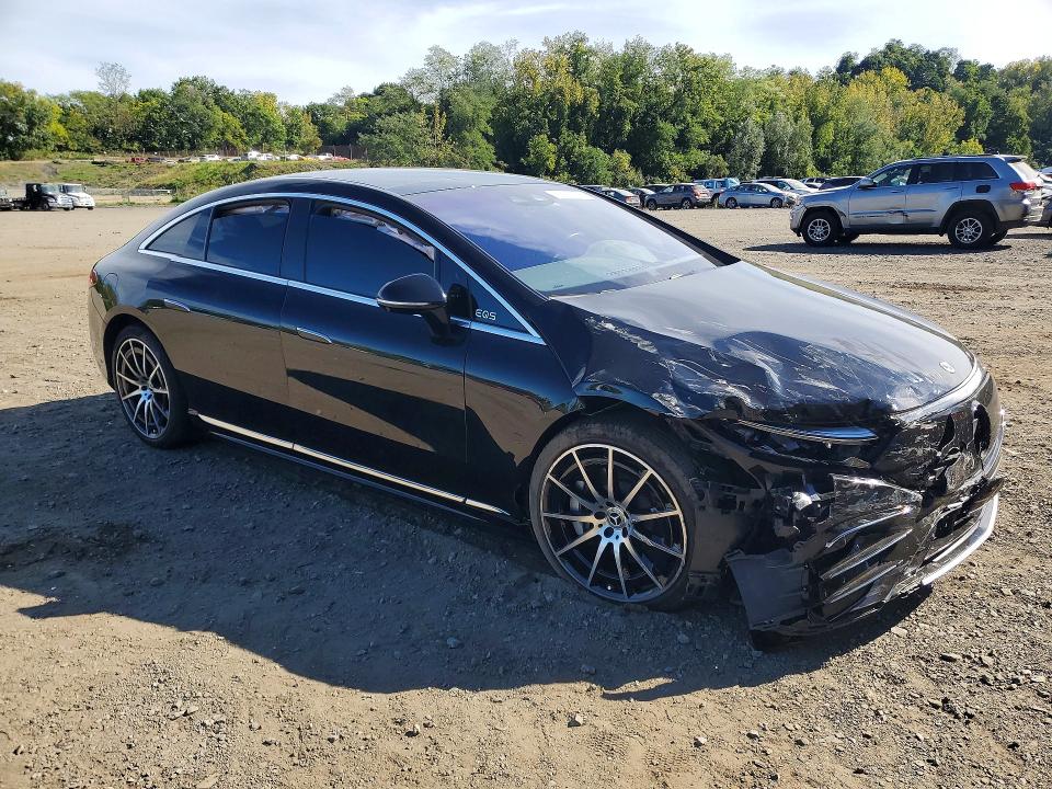 70103156 :رقم المزاد ، W1KCG4EB1NA018119 vin ، 2022 Mercedes-benz Eqs Sedan مزاد بيع