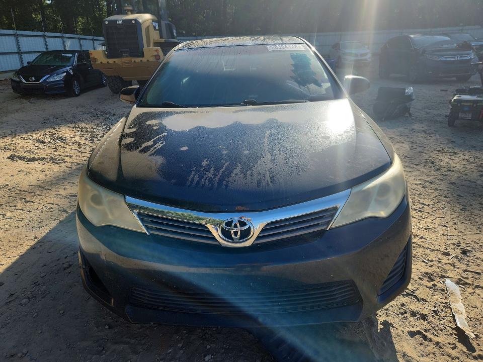 2014 Toyota Camry მანქანა იყიდება აუქციონზე, vin: 4T1BF1FK2EU779631, აუქციონის ნომერი: 68304146