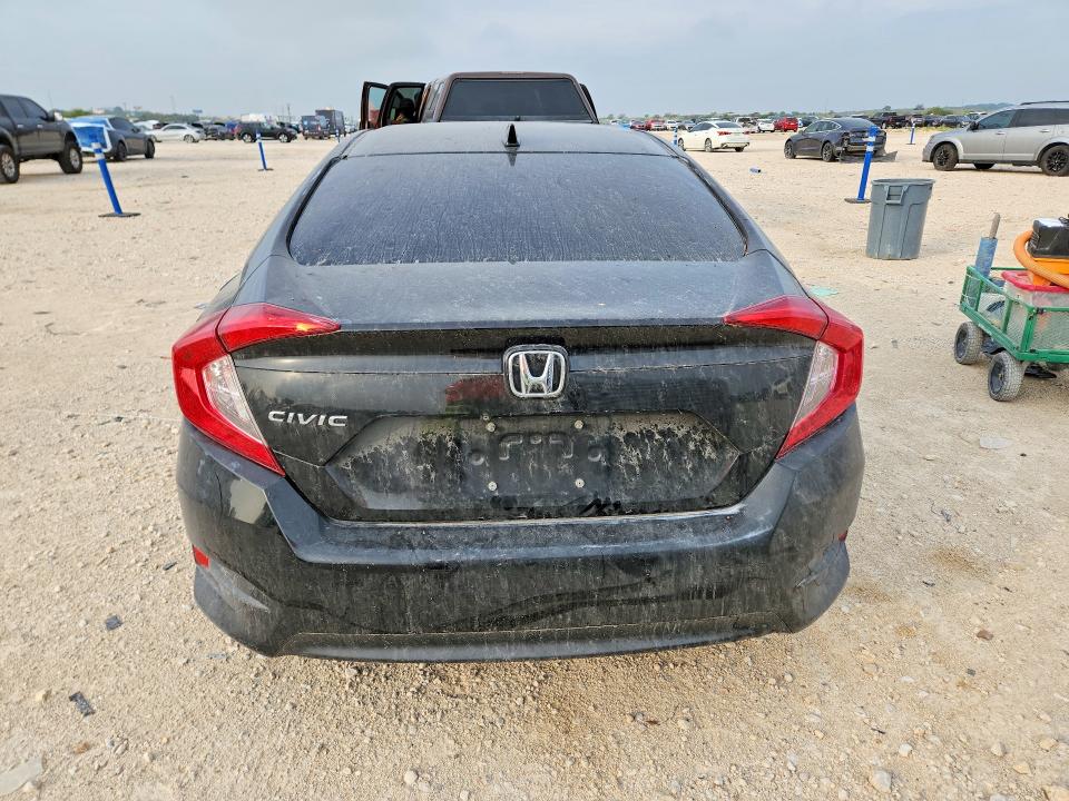 69882886 :رقم المزاد ، 2HGFC2F73JH547506 vin ، 2018 Honda Civic مزاد بيع