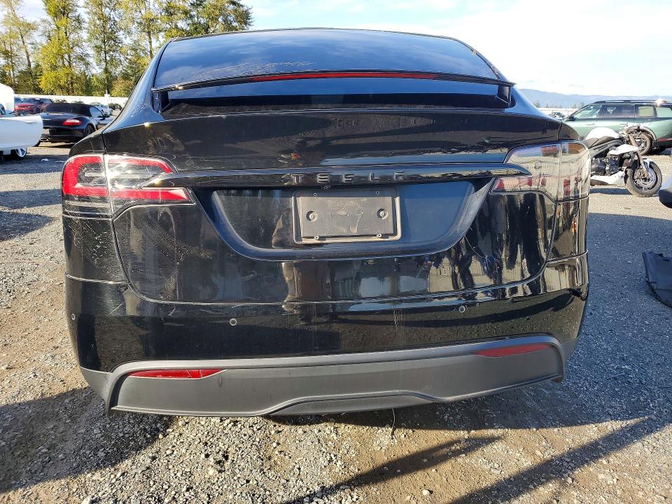 Продажа на аукционе авто 2022 Tesla Model X, vin: 7SAXCBE53NF335321, номер лота: 71053356