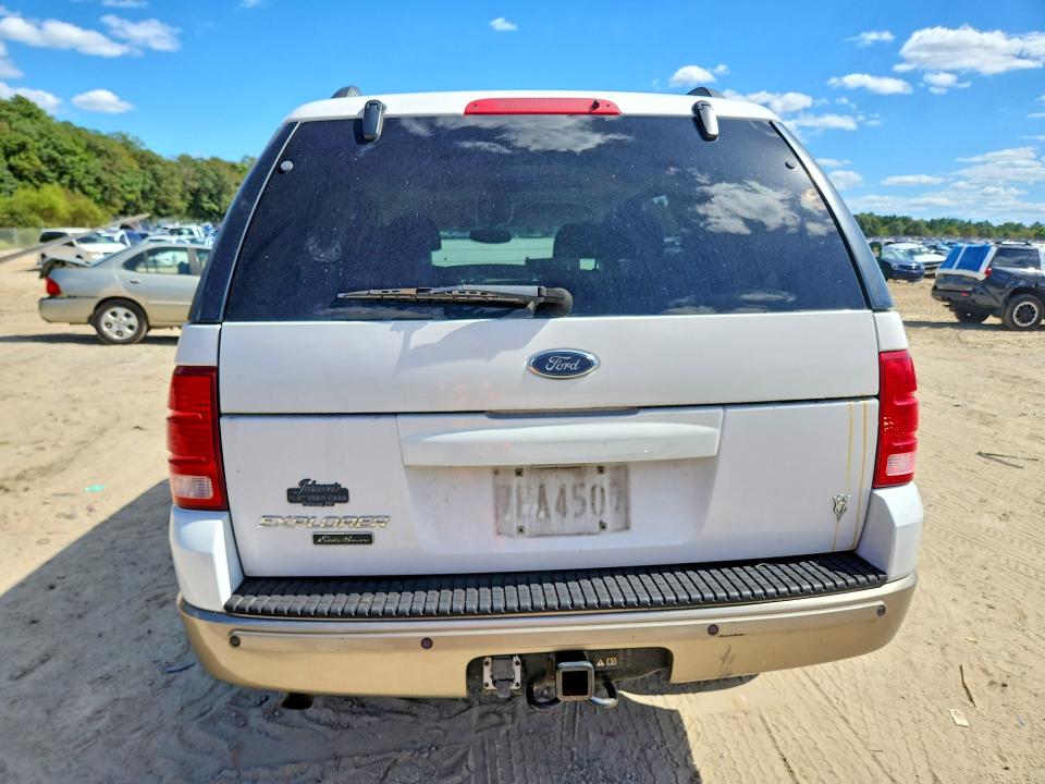 Продажа на аукционе авто 2002 Ford Explorer, vin: 1FMDU74W02UB86627, номер лота: 68943816