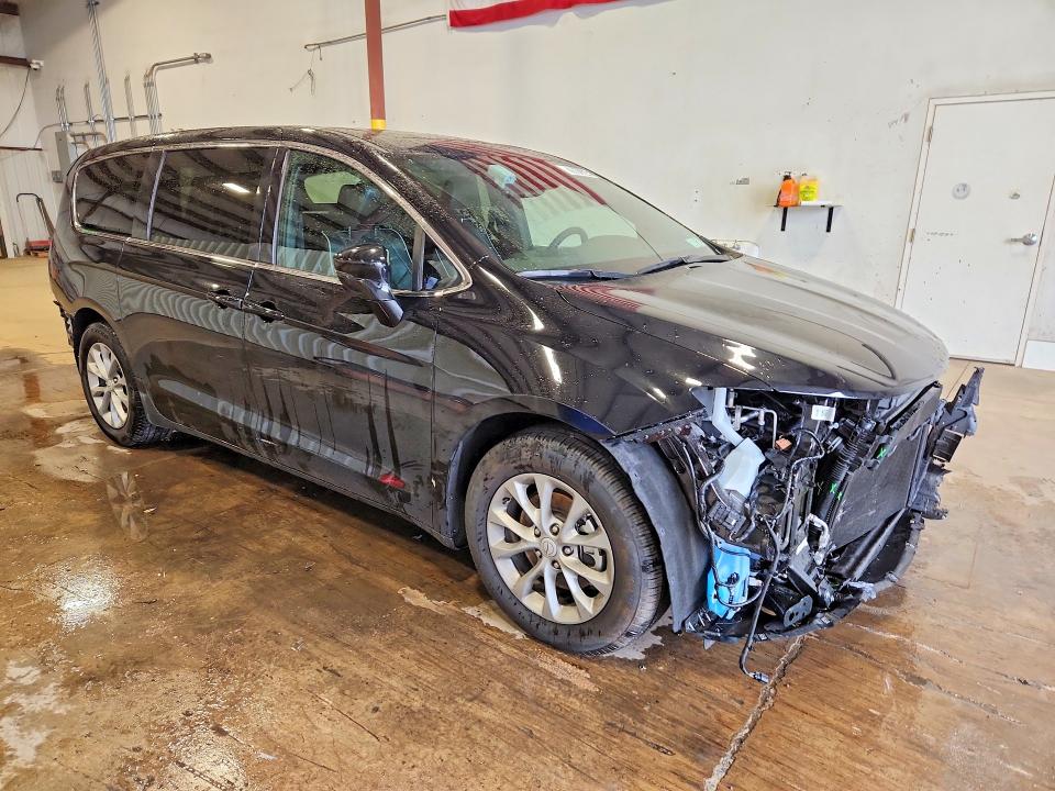 70015646 :رقم المزاد ، 2C4RC1GG1TR250168 vin ، 2026 Chrysler Pacifica مزاد بيع