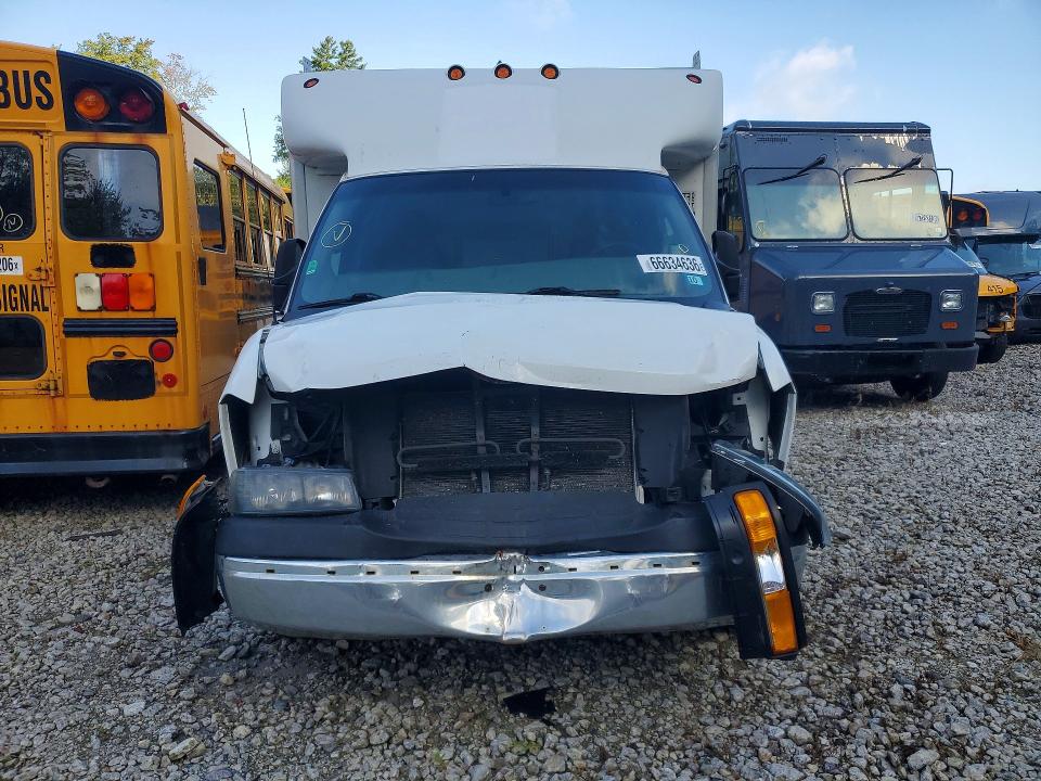 2018 Chevrolet Express 3500 მანქანა იყიდება აუქციონზე, vin: 1GB3GRCG9J1200686, აუქციონის ნომერი: 66634636