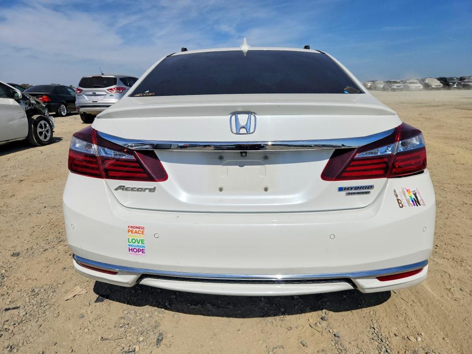 Продаж на аукціоні авто 2017 Honda Accord, vin: JHMCR6F71HC001158, номер лоту: 70310156