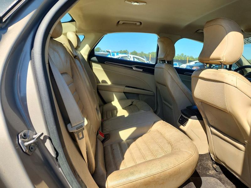 70947876 :رقم المزاد ، 3FA6P0HD8FR180677 vin ، 2015 Ford Fusion مزاد بيع