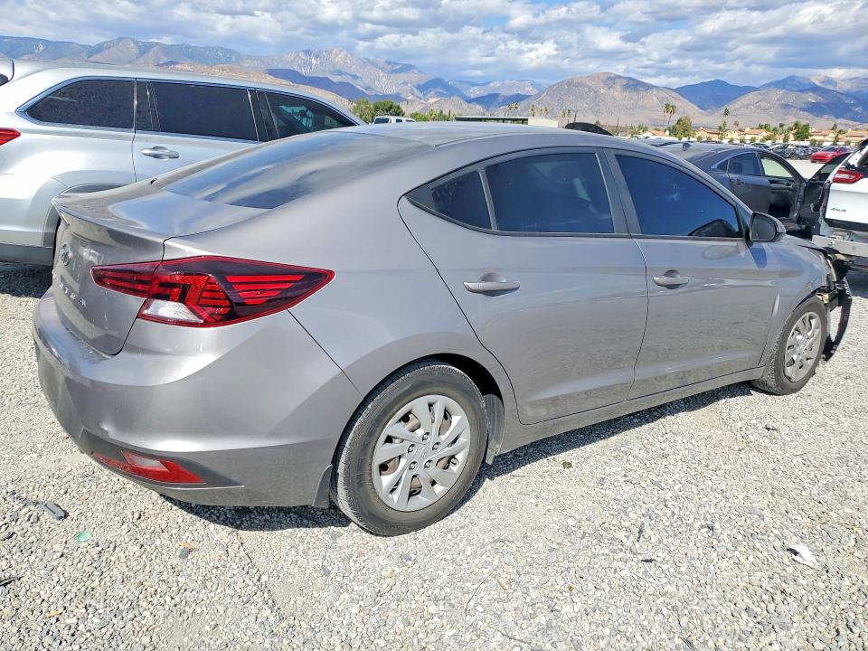 2020 Hyundai Elantra მანქანა იყიდება აუქციონზე, vin: KMHD74LF0LU108289, აუქციონის ნომერი: 70373846