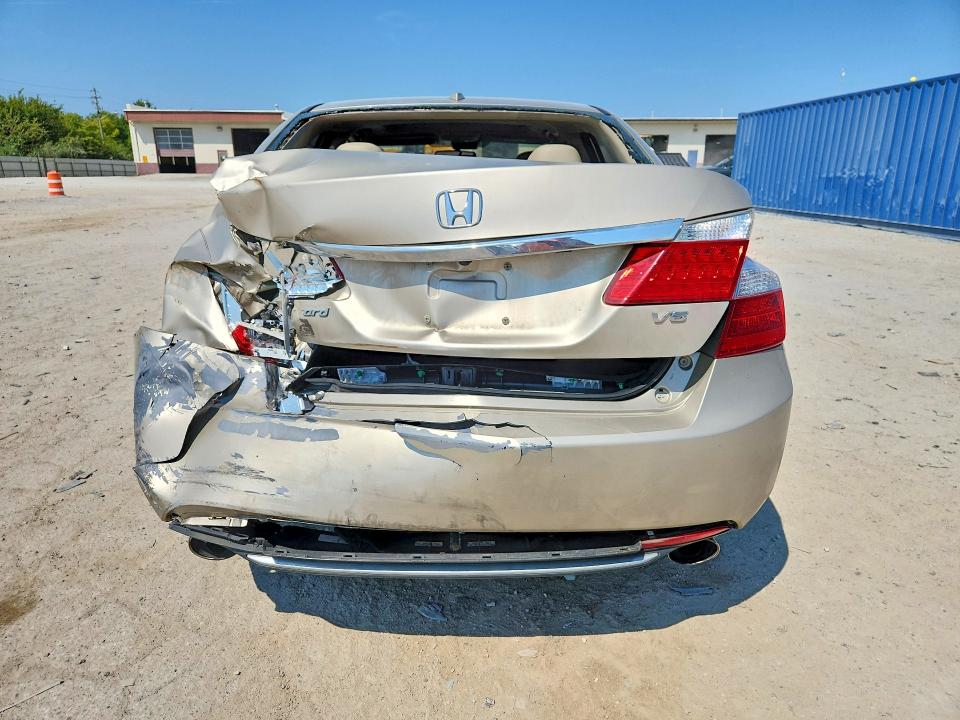 Продажа на аукционе авто 2013 Honda Accord, vin: 1HGCR3F84DA017841, номер лота: 67642866