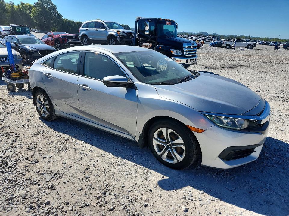 Aukcja sprzedaży 2018 Honda Civic, vin: 19XFC2F58JE019257, numer aukcji: 70881236