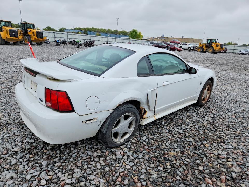 68811636 :رقم المزاد ، 1FAFP40634F232246 vin ، 2004 Ford Mustang مزاد بيع