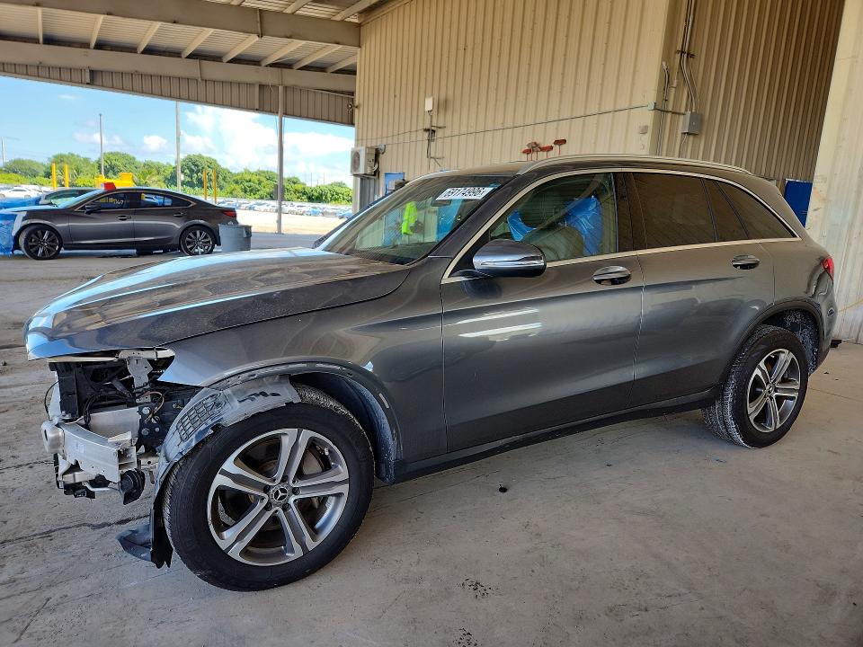 69174996 :رقم المزاد ، W1N0G8DBXLF863226 vin ، 2020 Mercedes-benz Glc مزاد بيع