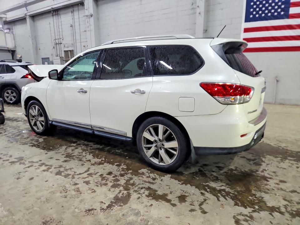 2016 Nissan Pathfinder მანქანა იყიდება აუქციონზე, vin: 5N1AR2MM7GC637264, აუქციონის ნომერი: 70117376