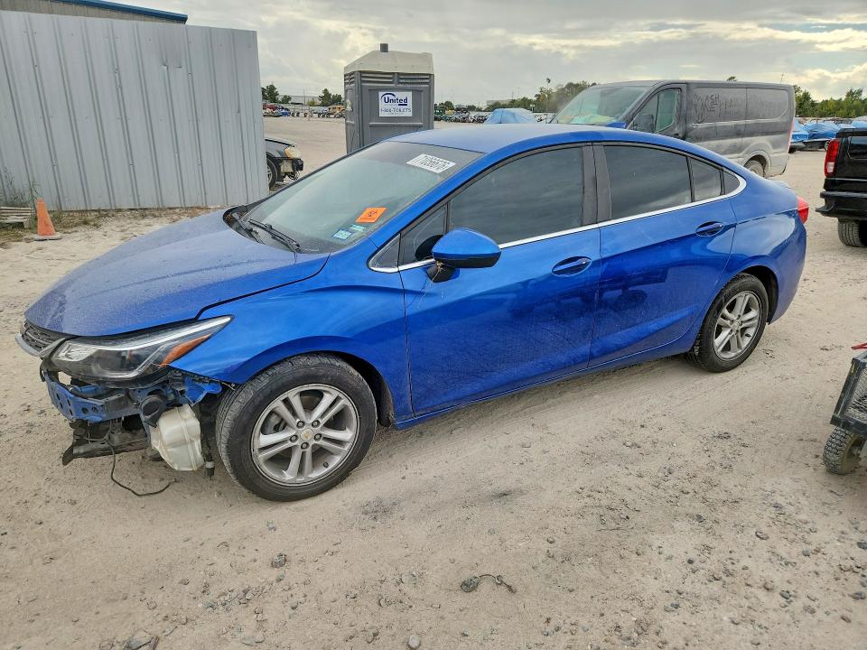 2017 Chevrolet Cruze მანქანა იყიდება აუქციონზე, vin: 3G1BE5SM6HS522796, აუქციონის ნომერი: 71056676