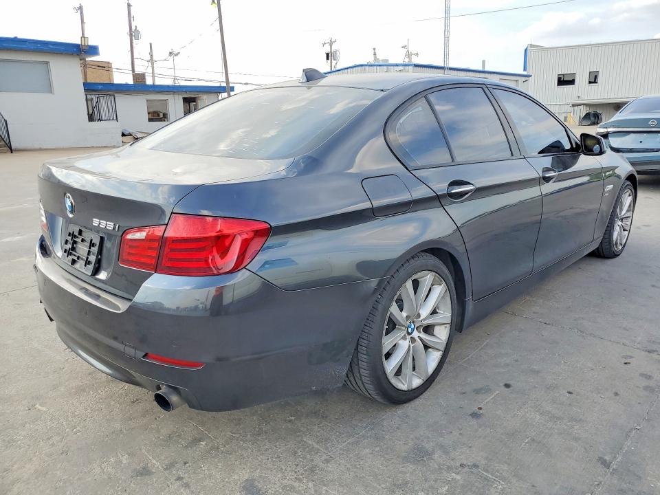 70286696 :رقم المزاد ، WBAFU7C53BC870449 vin ، 2011 Bmw 535 مزاد بيع