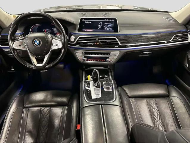 Продаж на аукціоні авто 2022 Bmw 740, vin: WBA7T2C00NCH24385, номер лоту: 67918016