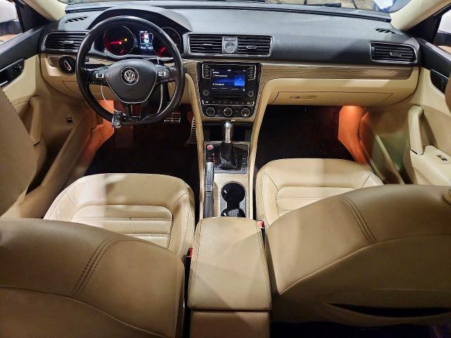 Продаж на аукціоні авто 2017 Volkswagen Passat, vin: 1VWCT7A31HC068918, номер лоту: 71157426