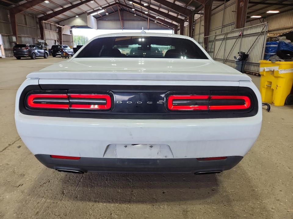 Продаж на аукціоні авто 2015 Dodge Challenger, vin: 2C3CDZAGXFH728421        , номер лоту: 67829306
