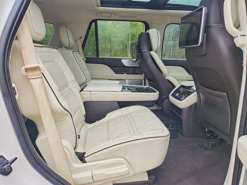 Продажа на аукционе авто 2018 Lincoln Navigator, vin: 5LMJJ2TT3JEL06660, номер лота: 68928896
