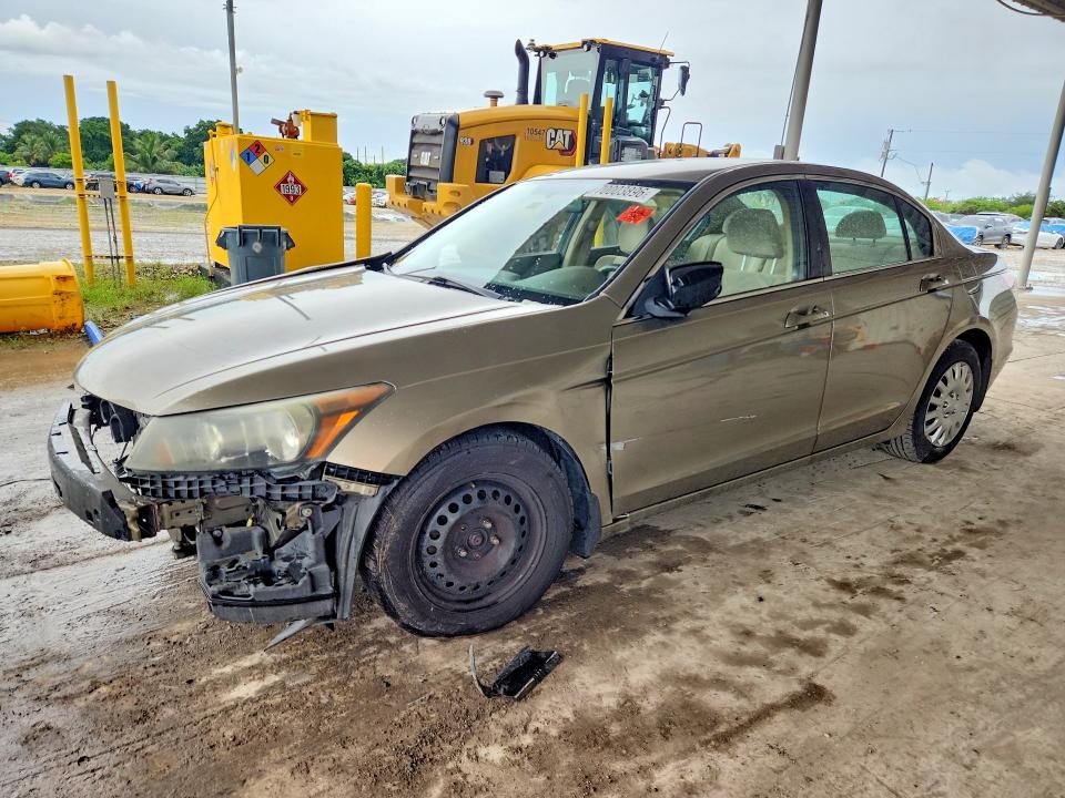 70003896 :رقم المزاد ، 1HGCP2F35AA071424 vin ، 2010 Honda Accord مزاد بيع
