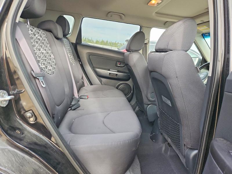 2011 Kia Soul მანქანა იყიდება აუქციონზე, vin: KNDJT2A21B7210270, აუქციონის ნომერი: 69108256