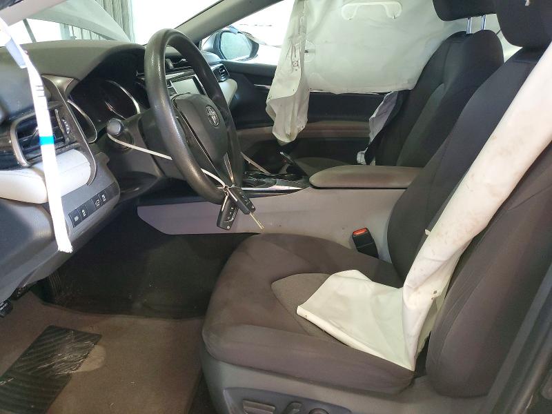 69336736 :رقم المزاد ، 4T1B11HKXKU821602 vin ، 2019 Toyota Camry مزاد بيع