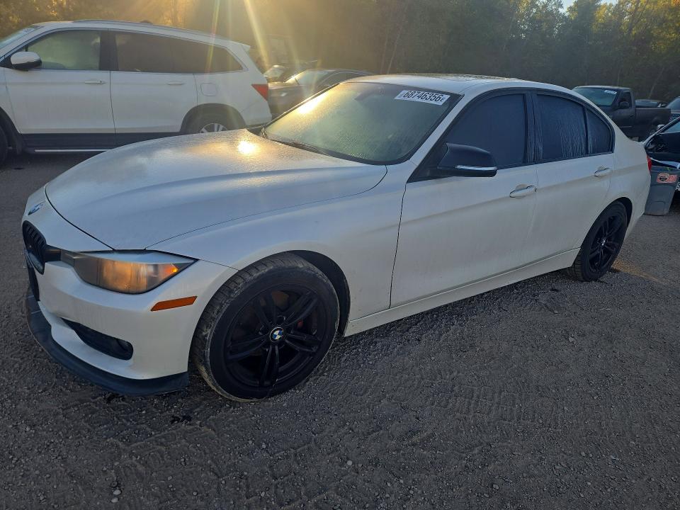 2012 Bmw 320 მანქანა იყიდება აუქციონზე, vin: WBA3B1C55CFX99762, აუქციონის ნომერი: 68746356