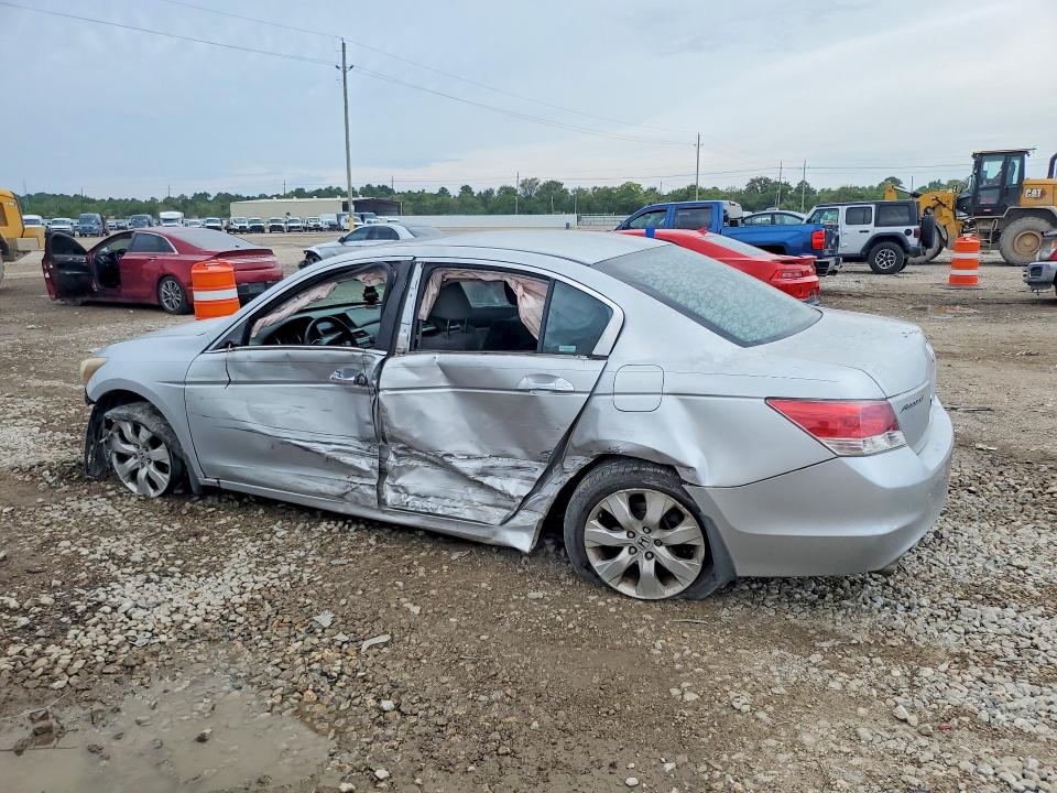69499156 :رقم المزاد ، 1HGCP36758A048177 vin ، 2008 Honda Accord مزاد بيع