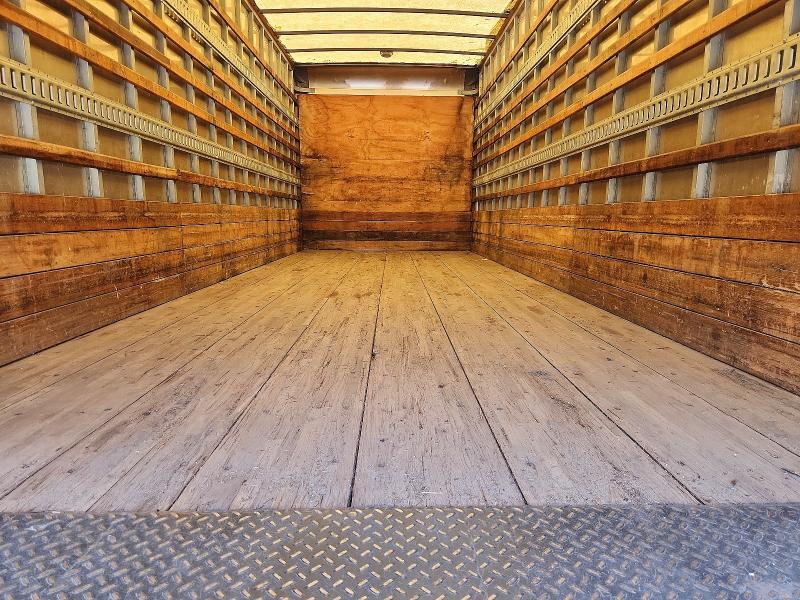 67881206 :رقم المزاد ، 3ALACWDT4FDGU9083 vin ، 2015 Freightliner M2 مزاد بيع