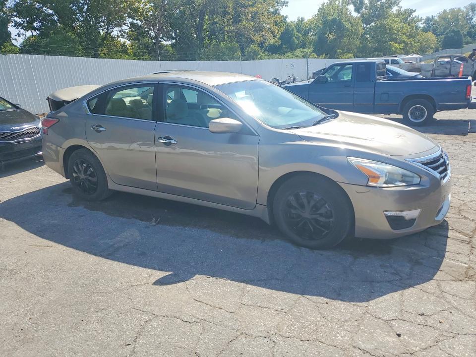 68616406 :رقم المزاد ، 1N4AL3AP0EN233045 vin ، 2014 Nissan Altima مزاد بيع