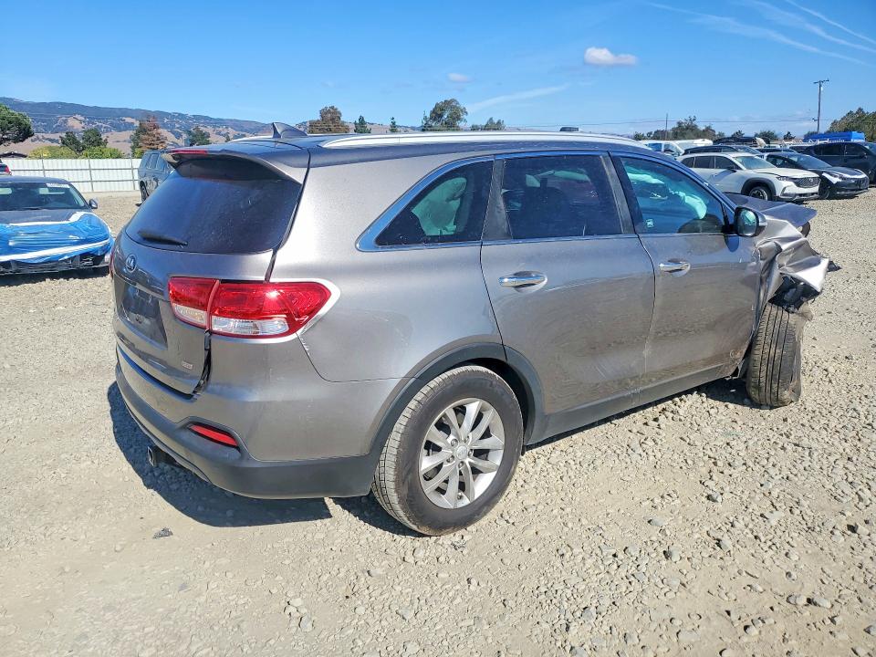 Продаж на аукціоні авто 2017 Kia Sorento, vin: 5XYPG4A33HG203285, номер лоту: 67407256