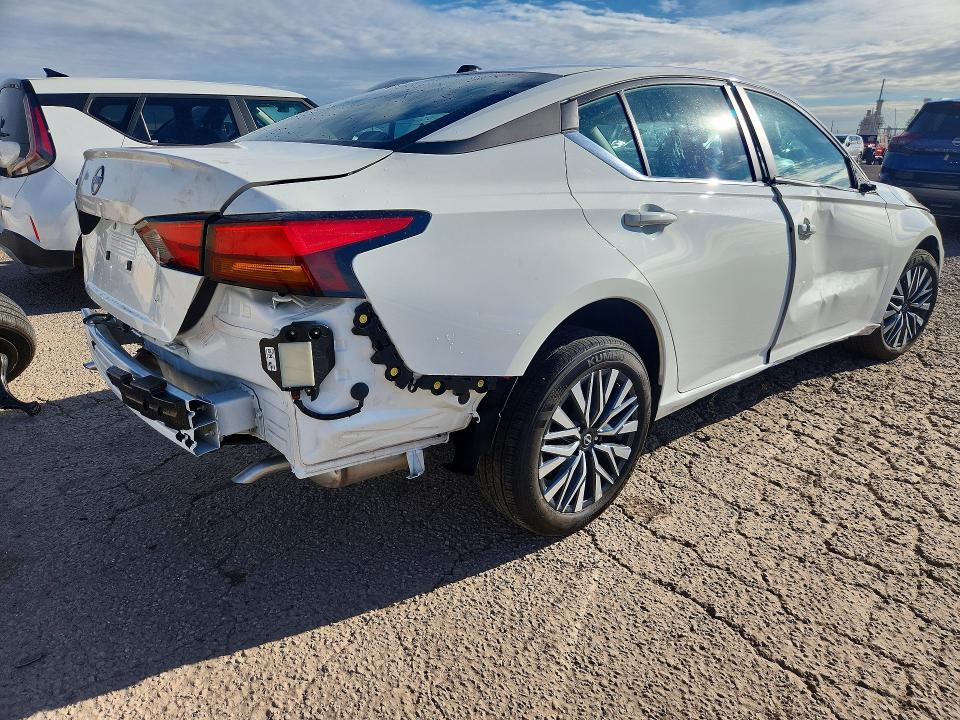 Auction sale of the 2026 Nissan Altima, vin: 1N4BL4DV3TN312680, lot number: 71056266